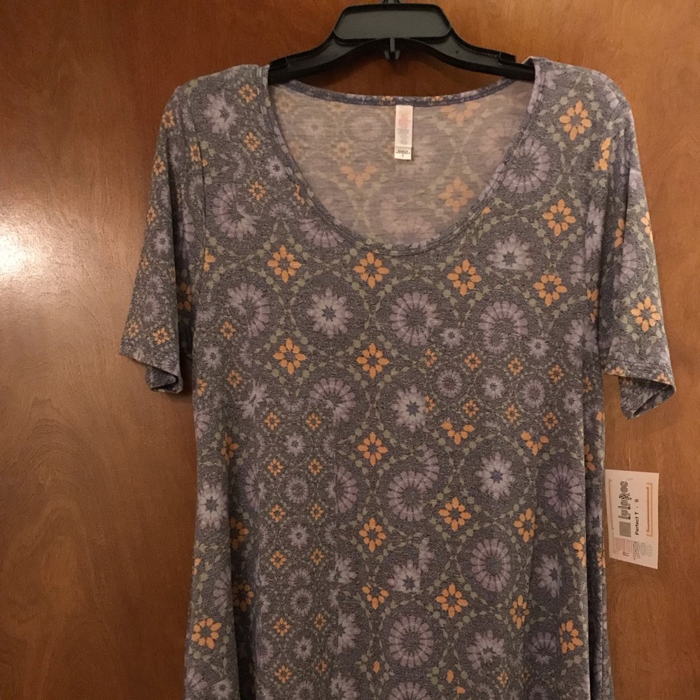 LuLaRoe Perfect T